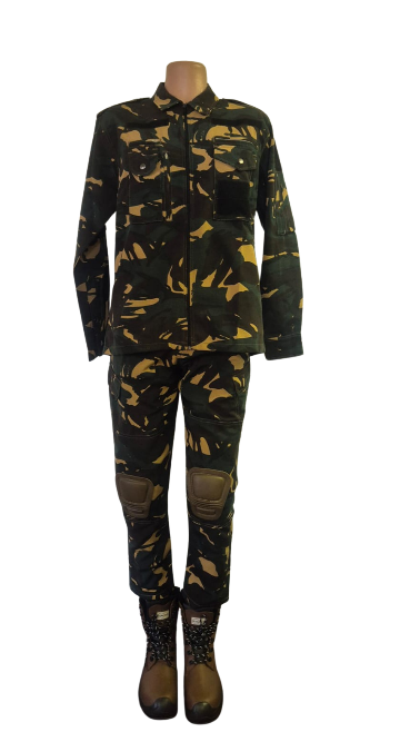 Army Camouflage Suit with Reinforced Knee Pads